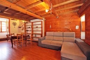 B10 - Rua do Canal 2 Bed Apartment