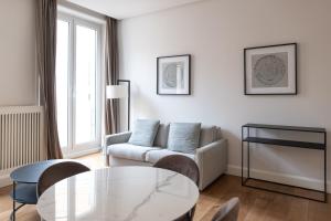 Elegante e Raffinato Monolocale B in Piazza Affari