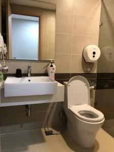 Solara Riverside Living at RiverGate District 4 Apartment