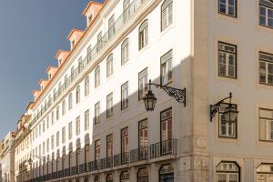 MYTHIC SANA Downtown Suites