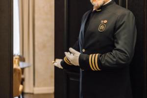 MYTHIC SANA Downtown Suites