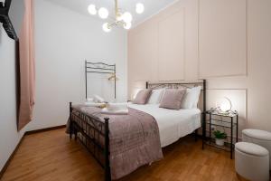 St Marks Square - K Collection