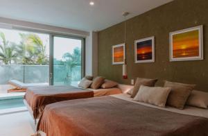 Penthouse con piscina y jacuzzi privado