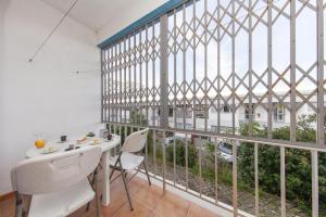 B56 - Baluarte Cul de Sac Flat in Lagos