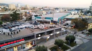 Atelier Poly - Two Bedroom Apartment for 5 Persons -50m to Metro Sintrivani Station- 6th floor plain View - Center -