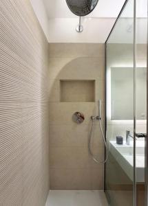 Montmartre Chic Luxury 3BR 8Pax Clim