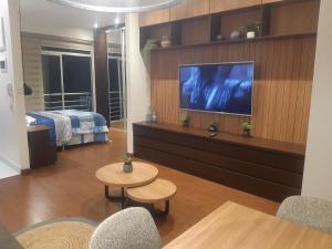 Garzonier más Piscina