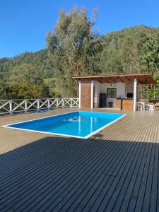 Casa de Campo com Piscina até 10 Hóspedes