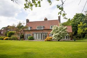 Mill Farm - A family farmhouse in rural Yorkshire