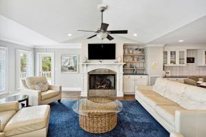 3302 Palm- OCEAN FRONT, POOL, ELEVATOR, FIRE PIT, PUTTING GREEN ⛳️