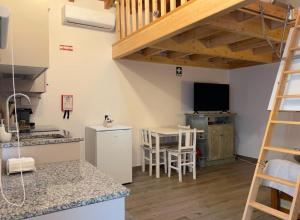 Casinha do Forno T0 - Casinhas de Trás das Eiras