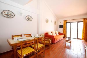 B71 - Pipas House in Lagos