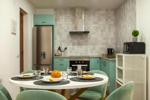 B55 - Santo Amaro Hill Apartment