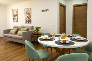 B55 - Santo Amaro Hill Apartment