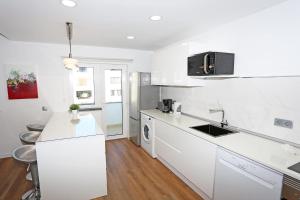 B61 - Carnation Sun Apartment in Lagos