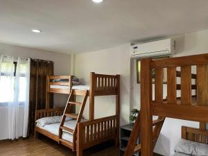 Casa De Flores 7 min to Tagaytay with Events Place