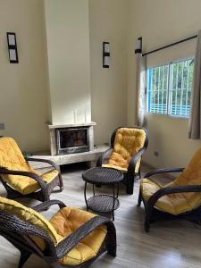 Casa Aconchegante na Serra da Cantareira em Condomínio Fechado