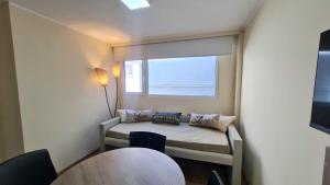 BLANCA ROSA sobre la calle principal