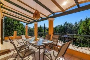 Villa Koumquat by Villa Plus