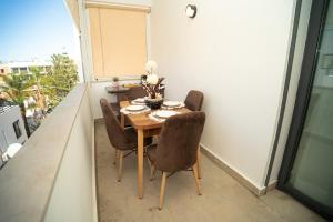 Downtown Private terrace