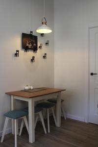 White rooms on City center