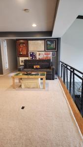 Arlington Contemporary 5 BDRM Home
