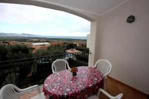 Sea view apartment with shared pool