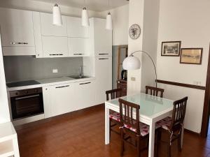 Luminoso appartamento in pieno centro città NUOVO!