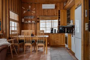 Alpine Fox by Aavalevi