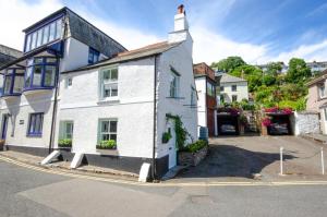 2 Bed in West Looe oc-l30054