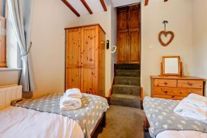 2 Bed in Whitby oc-w074