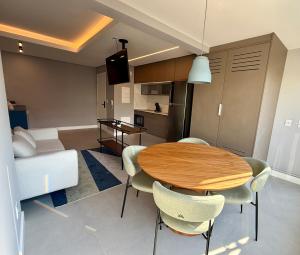 Espaçoso e confortável, 50m do Shopping Frei Caneca