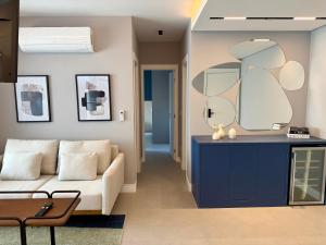 Espaçoso e confortável, 50m do Shopping Frei Caneca