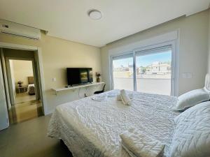 Casa com Piscina Privativa & Área Gourmet