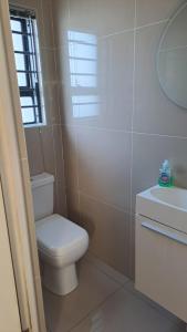 Spacious Modern 3 Bedroom House