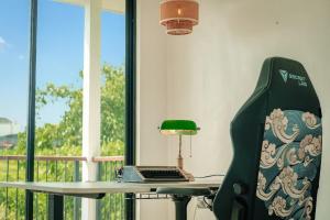 Canggu villa quite cozy with rooftop and studio