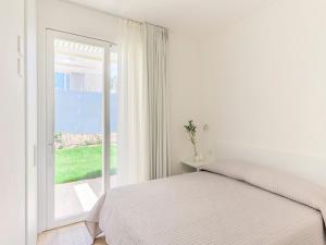 Elegant apartment near La Pelosa Beach