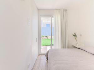 Elegant apartment near La Pelosa Beach