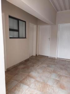 Mandy & Mos Greenfields Cottage