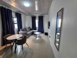 Mandy & Mos Greenfields Cottage