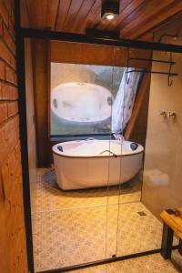 Cabanas Caipora A-Frame com vista, jacuzzi, lareira, 1h de Campos do Jordão, 3h de SP