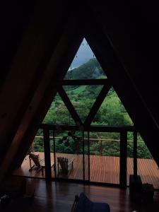 Cabanas Caipora A-Frame com vista, jacuzzi, lareira, 1h de Campos do Jordão, 3h de SP