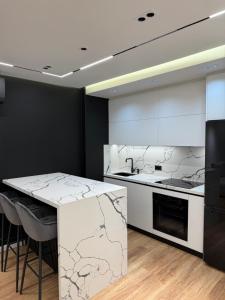 8th Floor Luxury Apartment Tirana 3