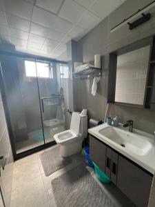 Premium Luxury 2BR Apartment at Winchester Gardens