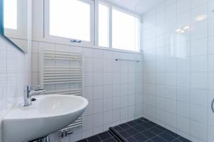 Zonnedorp 19 Modern vakantiehuis Renesse | Strand op loopafstand