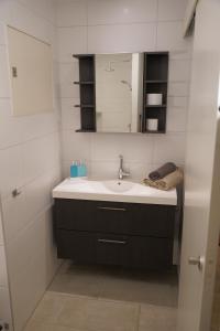 Lighthouse Beach Apartment