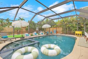 Private Heated Pool & Spa Putt Putt Fire Pit