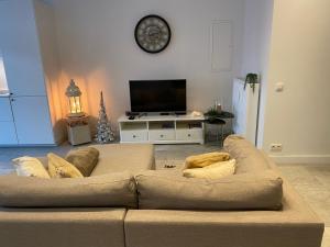 Charming modern apartment in the heart of Antwerp with optional private parking