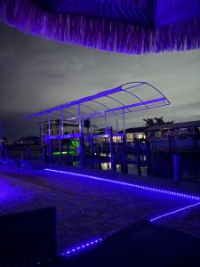 Oceanside 3BR with Private Pool & Boat Lift