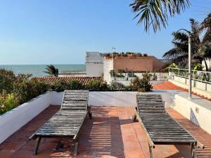 Engaging 4BR Colonial Villa with AC in Cartagena